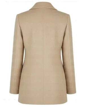 auden-thornton-beige-jacket.webp