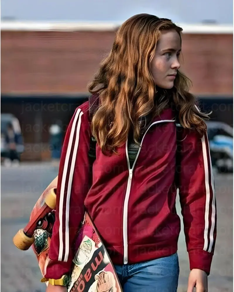sadie-sink-fleece-jacket.webp