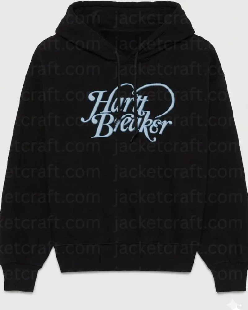 julia-black-hoodie.webp