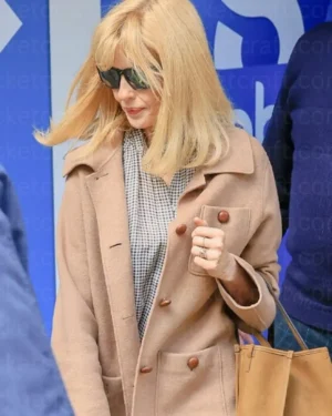 kelly-reilly-coat.webp