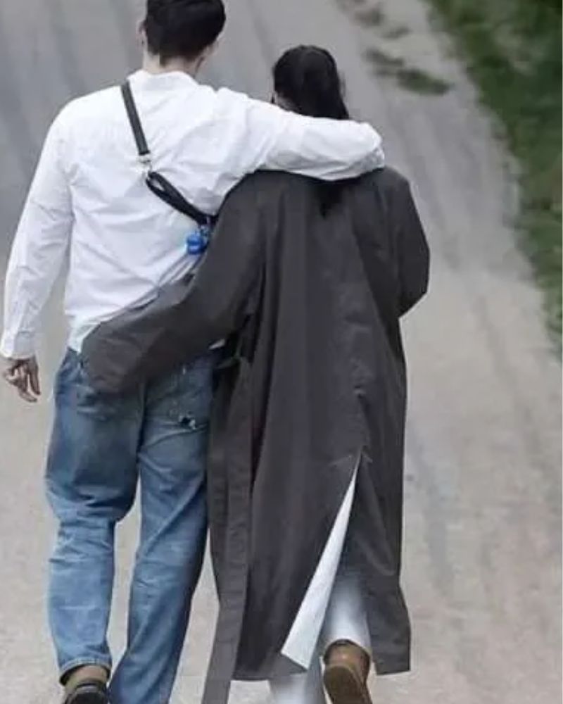 Buy-Epione-Beverly-Hills-2026-Kim-Kardashian-Light-Taupe-Trench-Coat-1.jpg