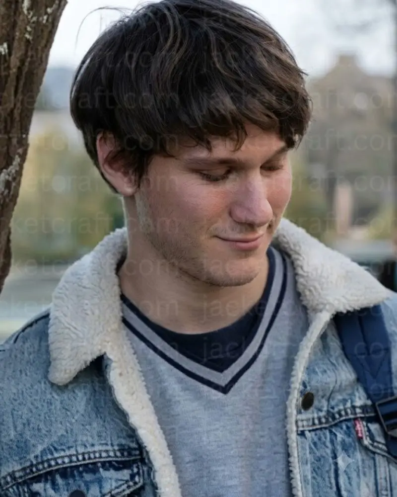 elle-denim-jacket.webp