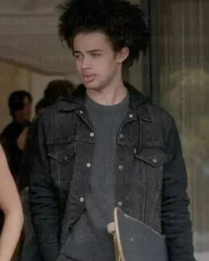 elle-s01-denim-jacket.webp