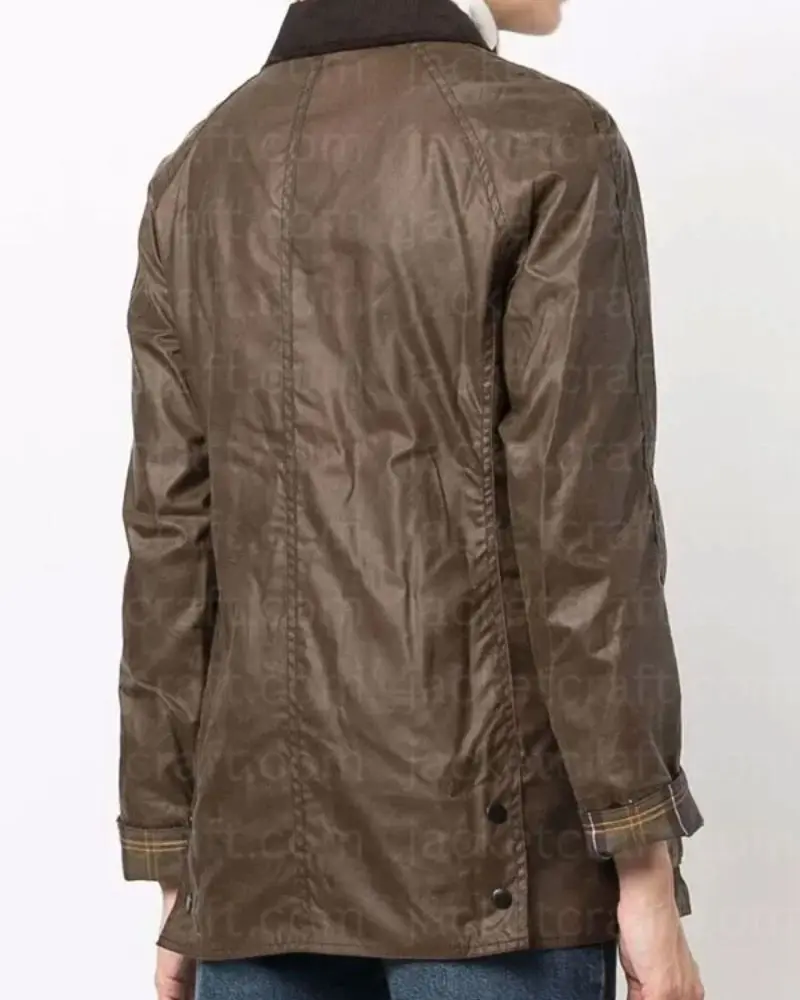 green-cotton-jacket.webp