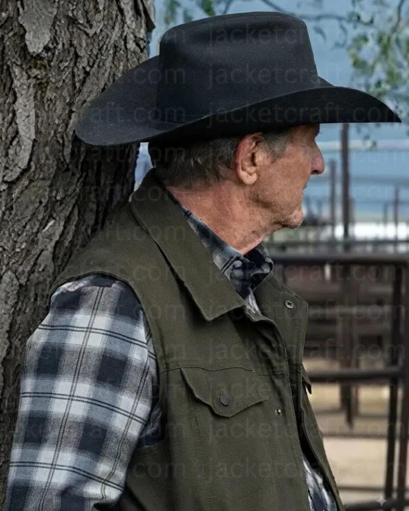 brett-cullen-vest.webp