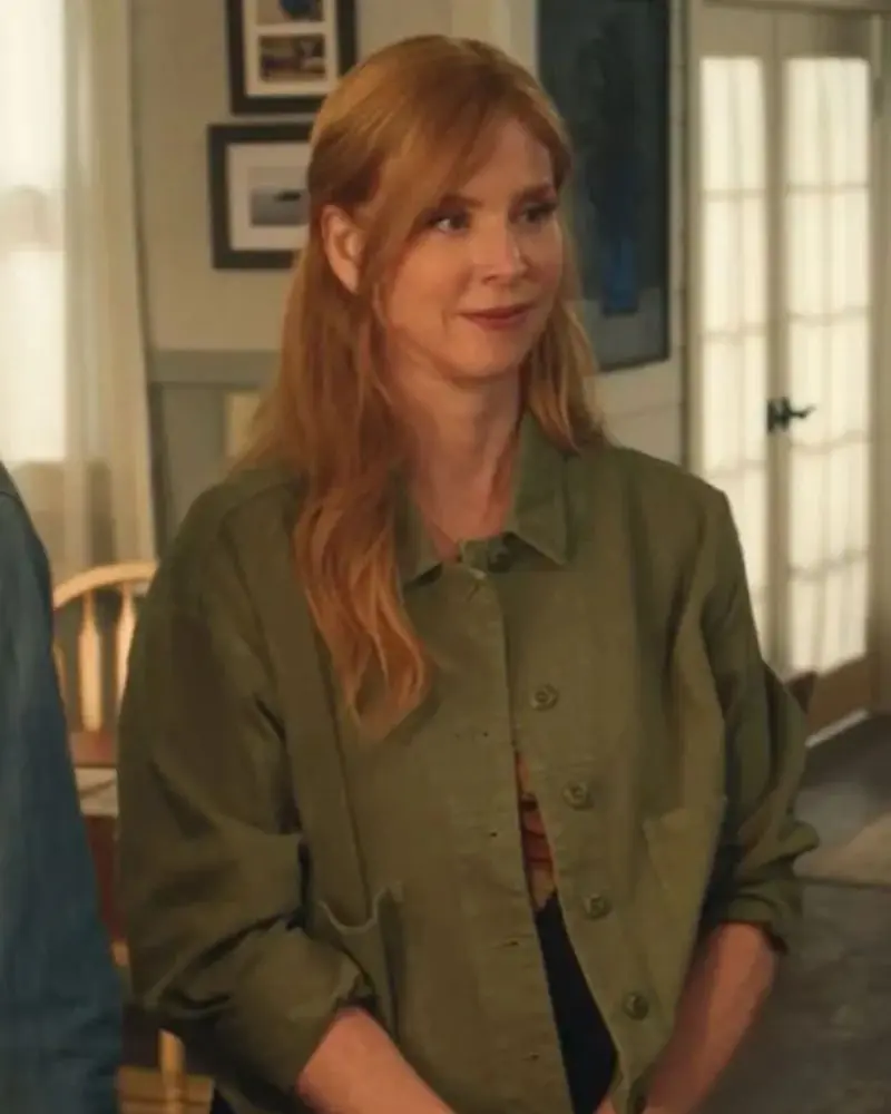 sarah-rafferty-jacket.webp