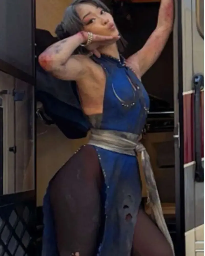 1.-street-fighter-costume-1.webp