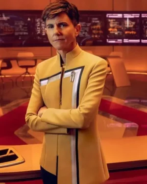 tig-notaro-yellow-jacket.webp